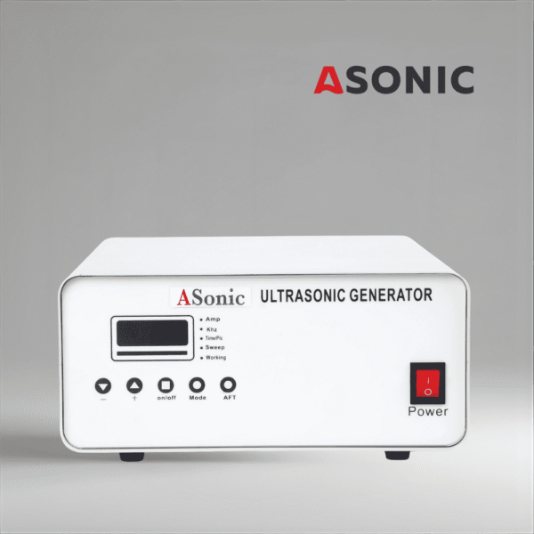 Unitate generatoare ASONIC pentru sisteme de curățare cu ultrasunete, design durabil care asigură o energie ultrasonică constantă.